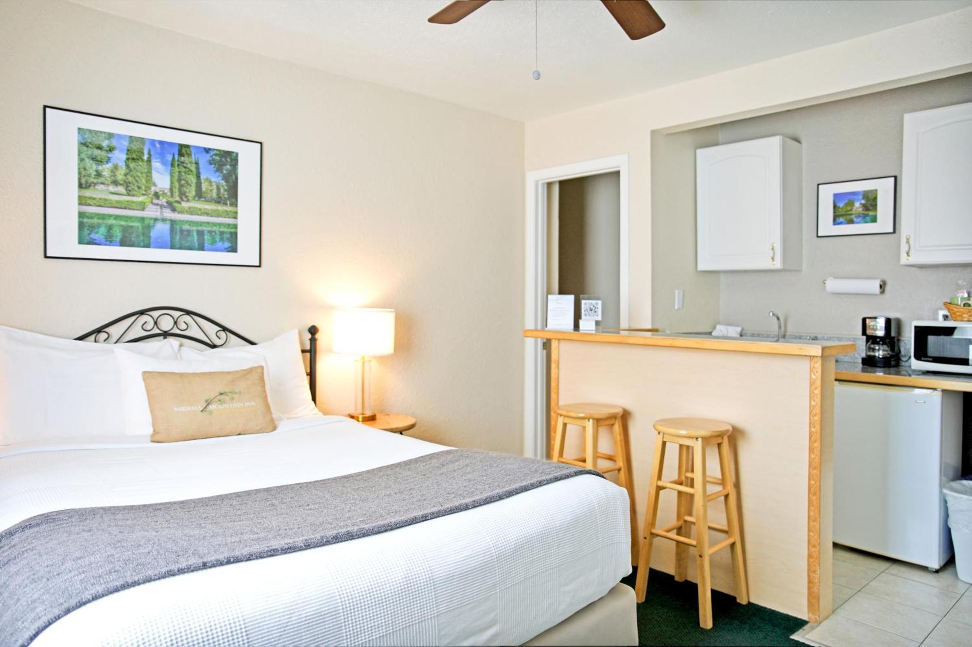 Sierra Mountain Inn Грас Вали Екстериор снимка