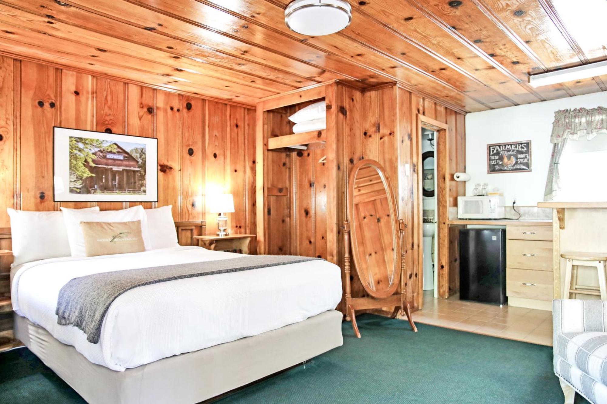Sierra Mountain Inn Грас Вали Екстериор снимка