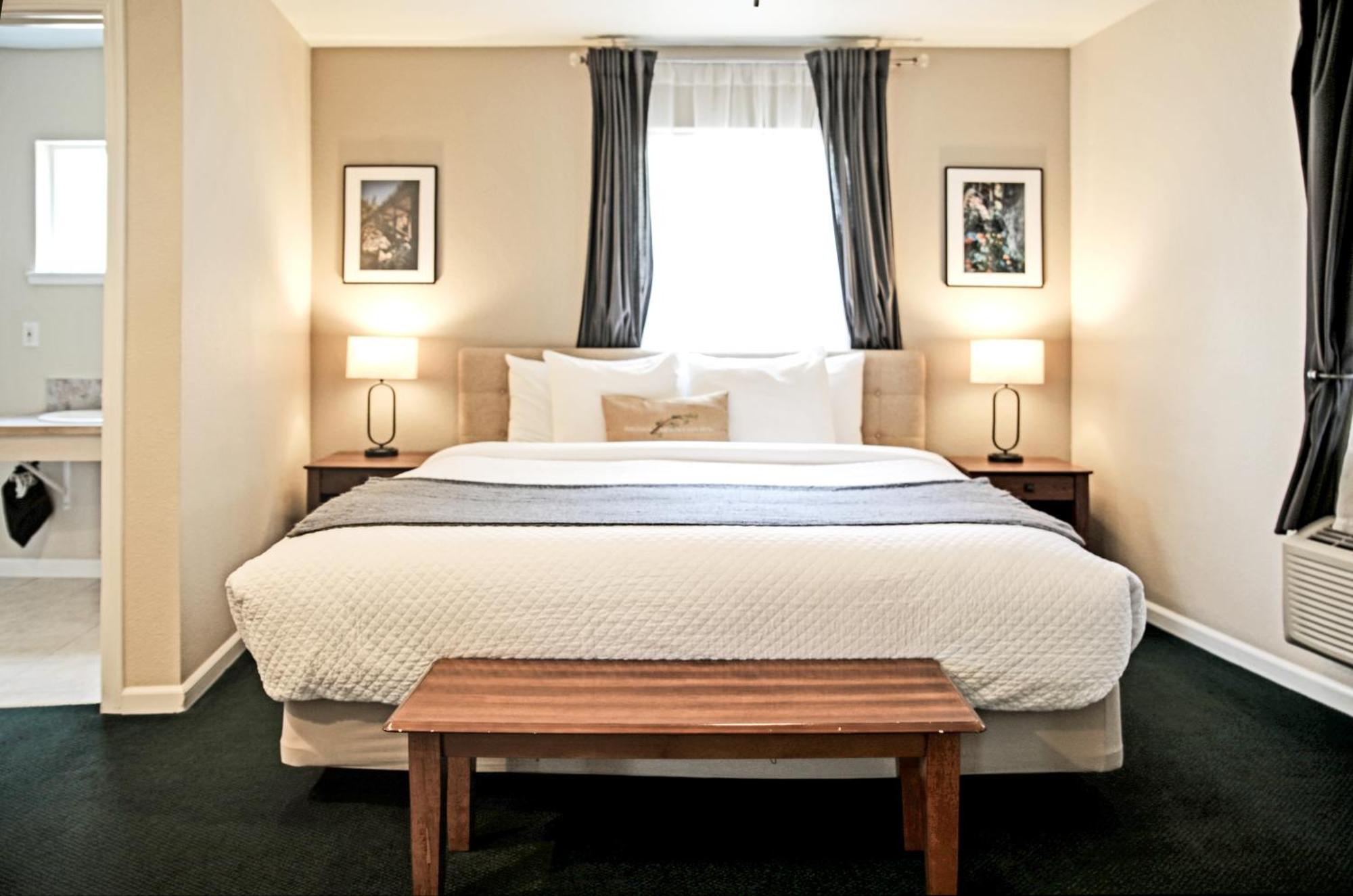 Sierra Mountain Inn Грас Вали Екстериор снимка