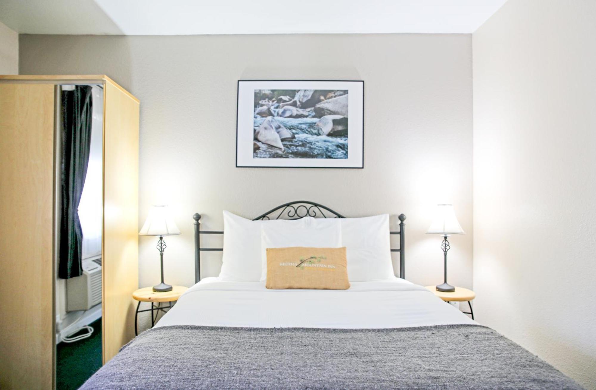 Sierra Mountain Inn Грас Вали Екстериор снимка
