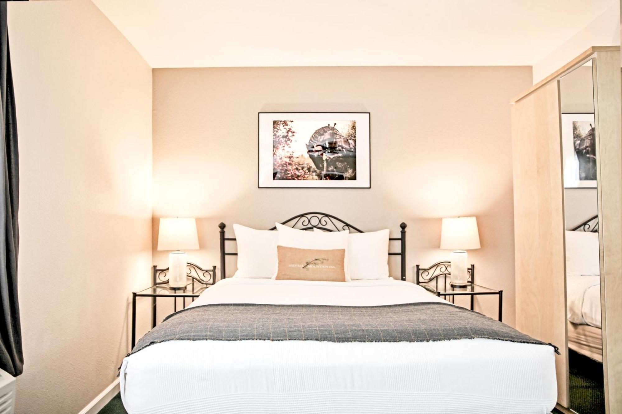 Sierra Mountain Inn Грас Вали Екстериор снимка