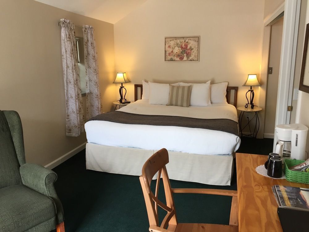 Sierra Mountain Inn Грас Вали Екстериор снимка