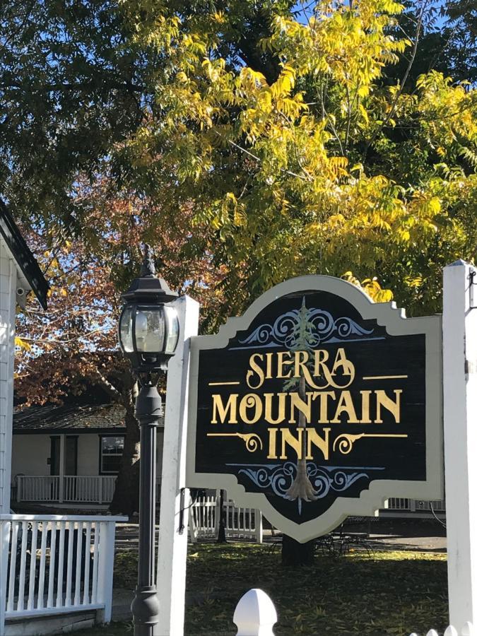 Sierra Mountain Inn Грас Вали Екстериор снимка